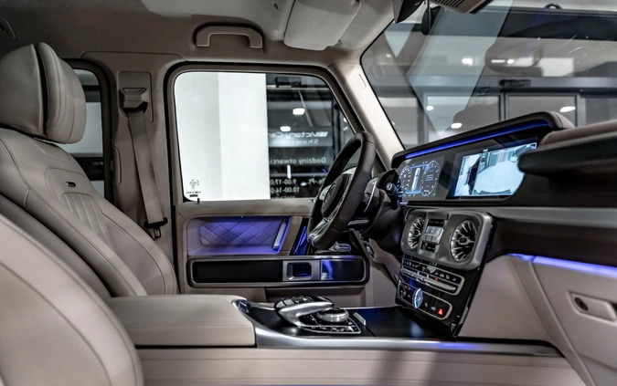 Mercedes-Benz Klasa G cena 1090000 przebieg: 4000, rok produkcji 2022 z Biała małe 742